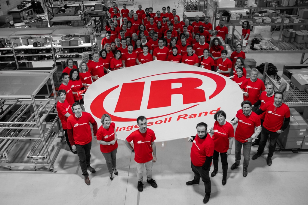 Silny zespół pracowników jednego z oddziałów firmy Ingersoll Rand